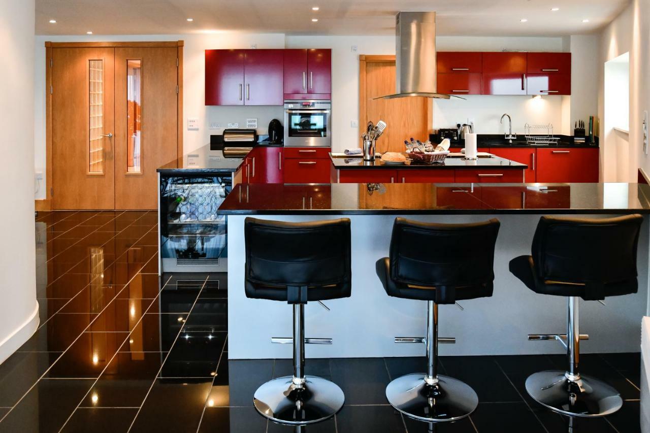 Just Stay Wales - Meridian Quay Penthouses Swansea Luaran gambar